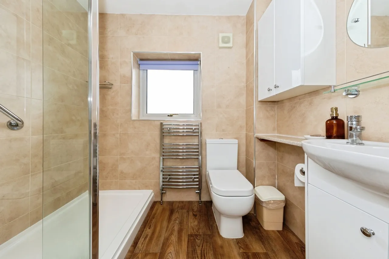 Heol Y Nant, Llannon, SA14, photo 22