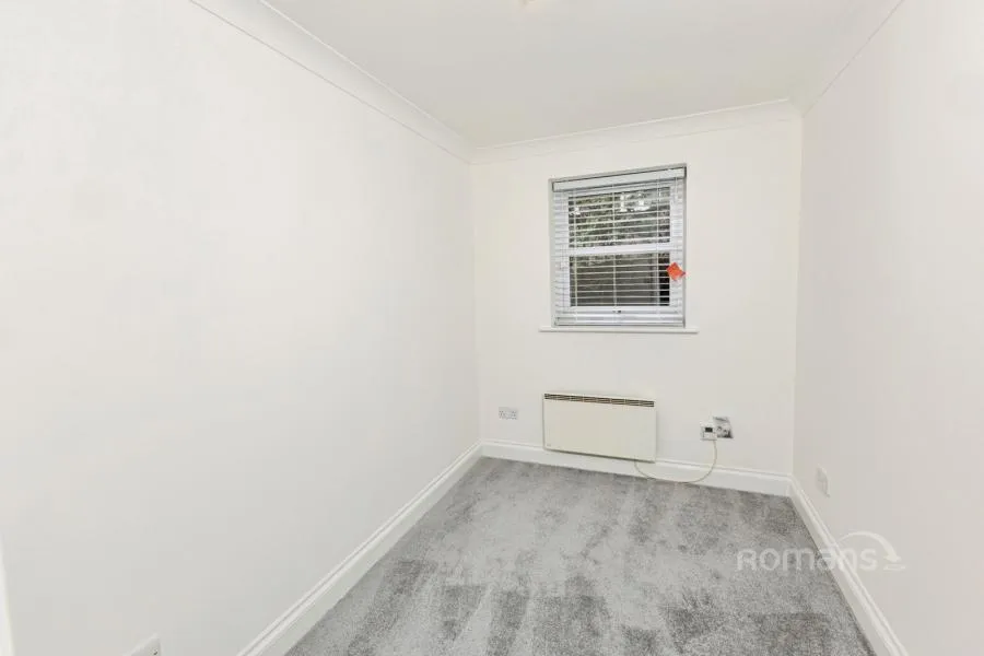 Elm Park Court, Reading, RG30, photo 7