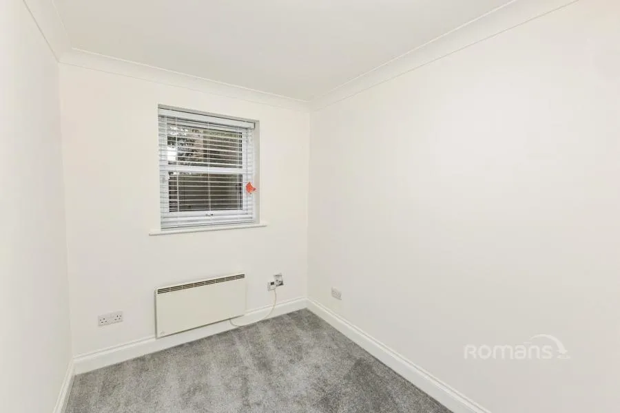 Elm Park Court, Reading, RG30, photo 4