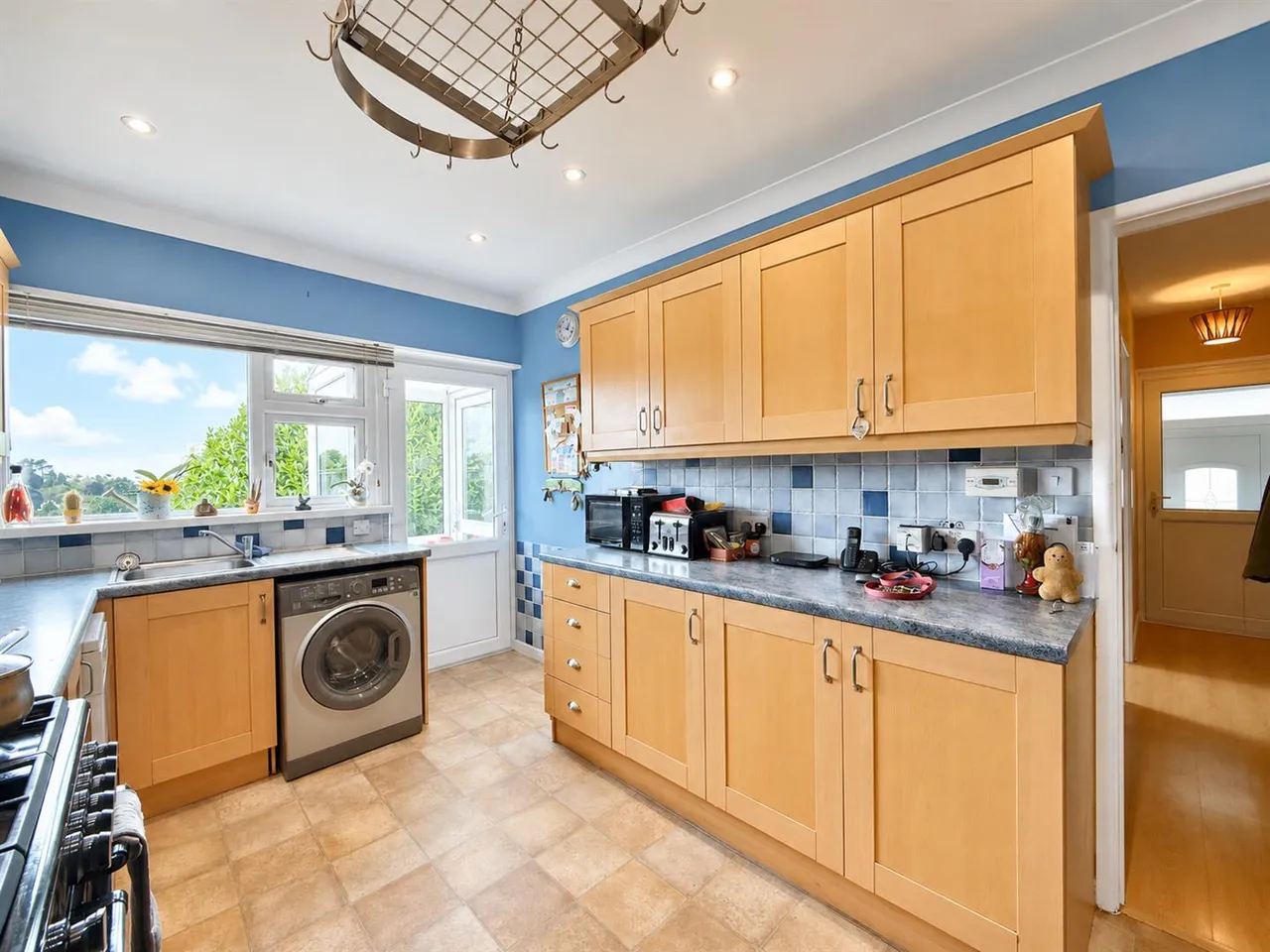 Southdown Avenue, Brixham, photo 10