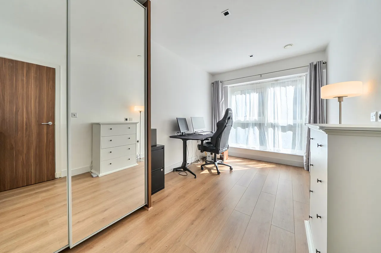 Longfield Avenue, Ealing, W5, photo 9