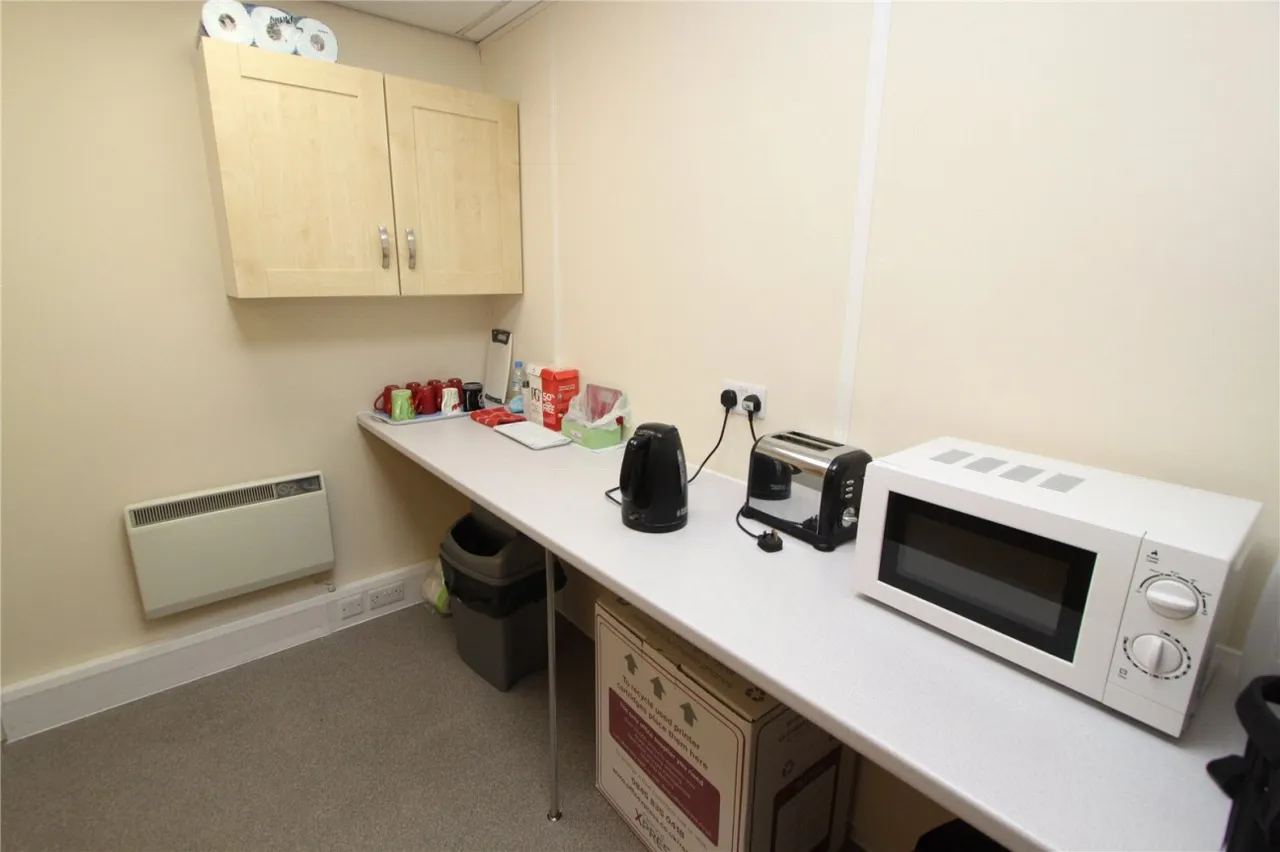 Aisecome Way, Weston-super-Mare, BS22, photo 6