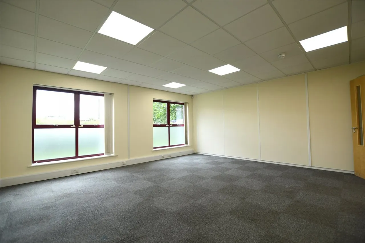 Aisecome Way, Weston-super-Mare, BS22, photo 4