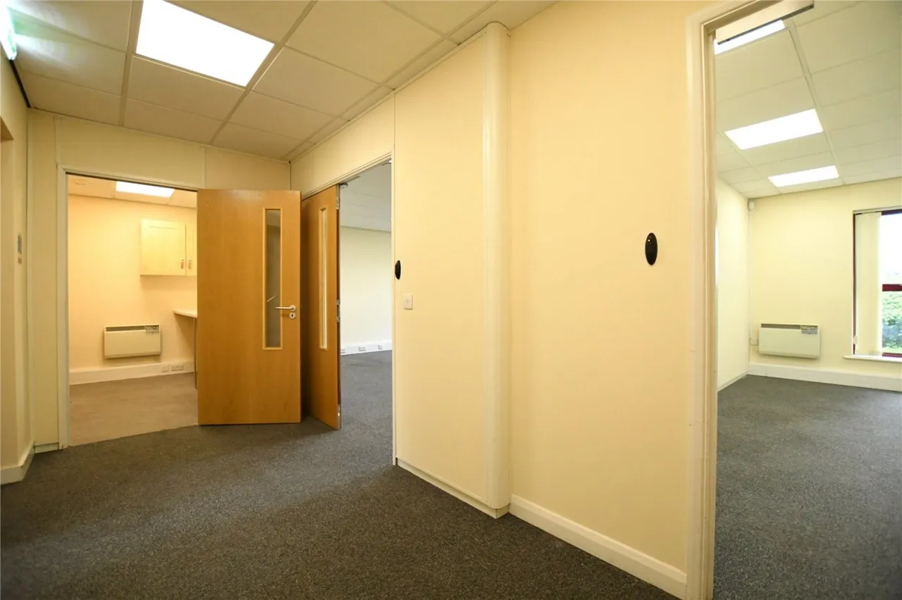 Aisecome Way, Weston-super-Mare, BS22, photo 5