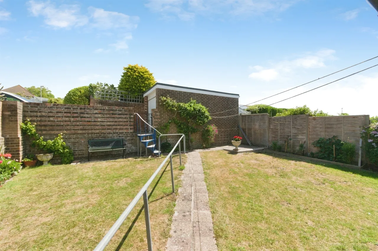 Nuthatch Road, Eastbourne, BN23, photo 14