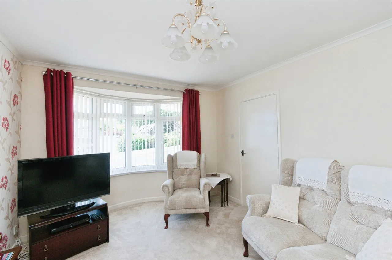Nuthatch Road, Eastbourne, BN23, photo 3