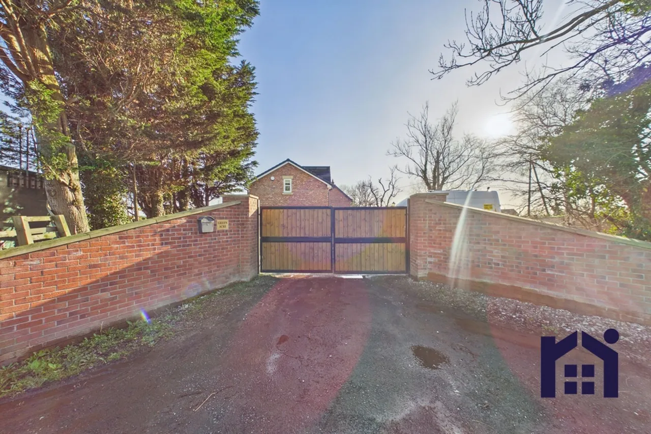 Green Acre Flag Lane, Euxton, Chorley, PR7 6EZ, photo 25