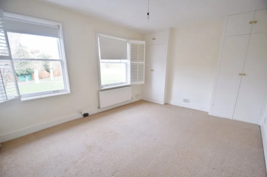 Chiswick Common Road, W4, photo 6