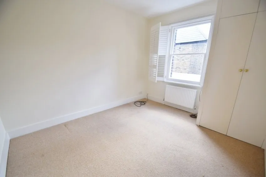 Chiswick Common Road, W4, photo 8