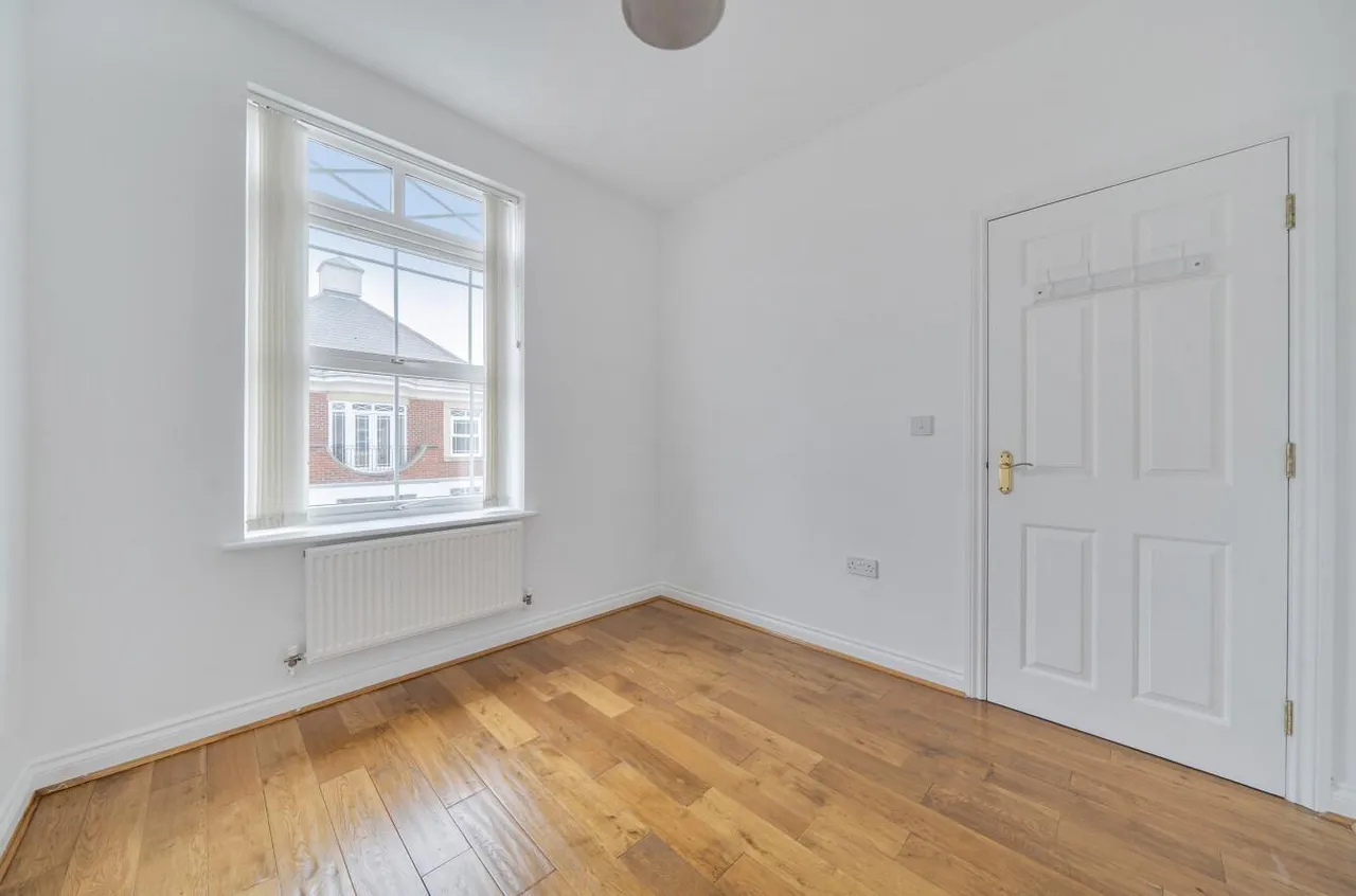 Dettingen Crescent, Deepcut, photo 13