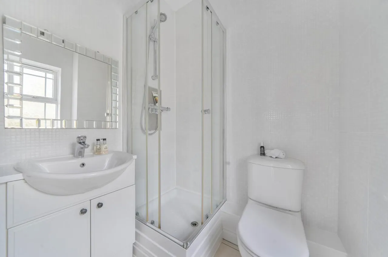 Dettingen Crescent, Deepcut, photo 14