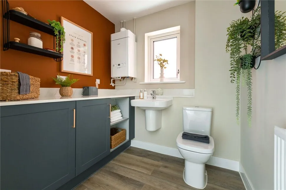 Minterne Avenue, Borden, ME10, photo 5