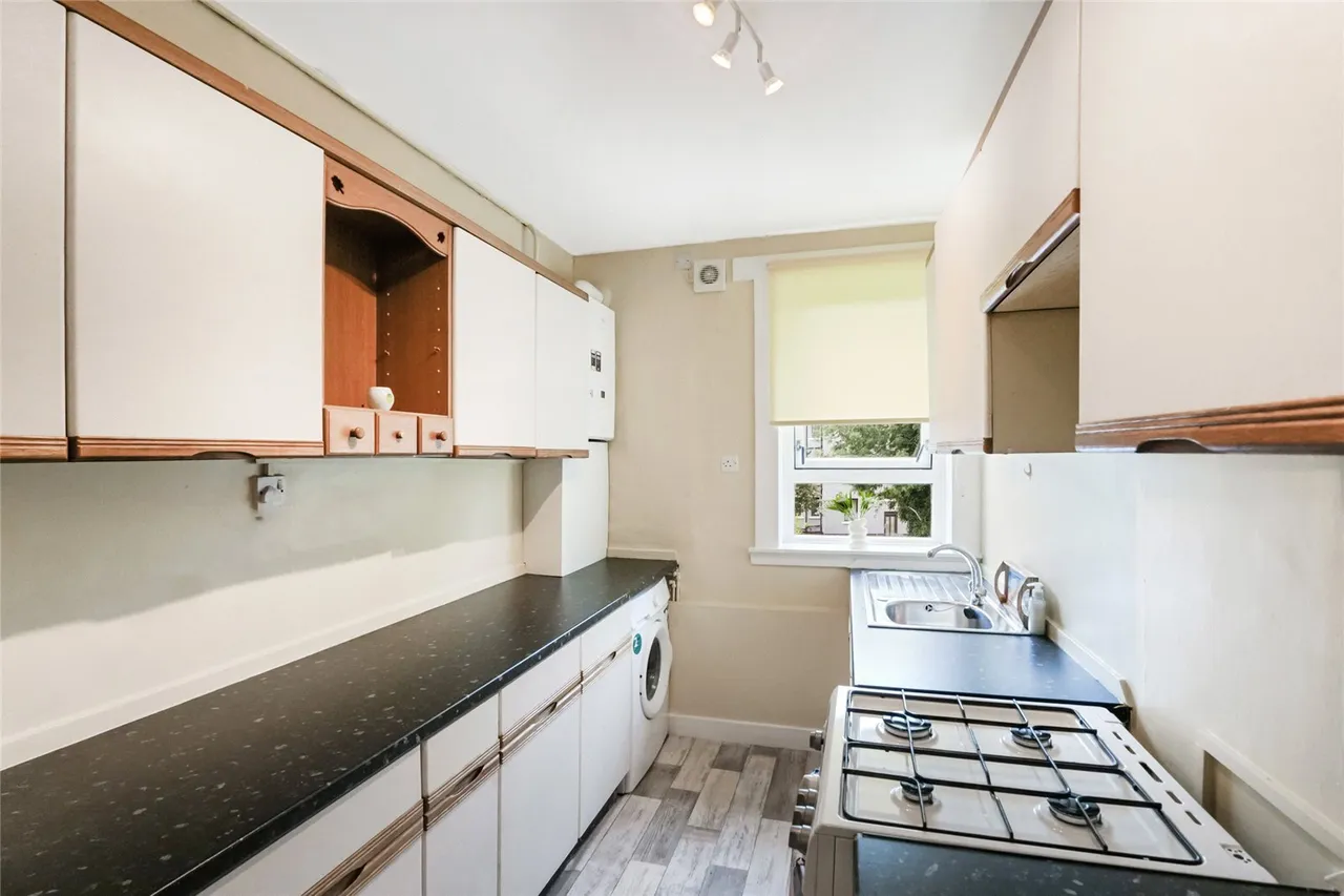 Barlogan Avenue, Cardonald, Glasgow, G52, photo 4