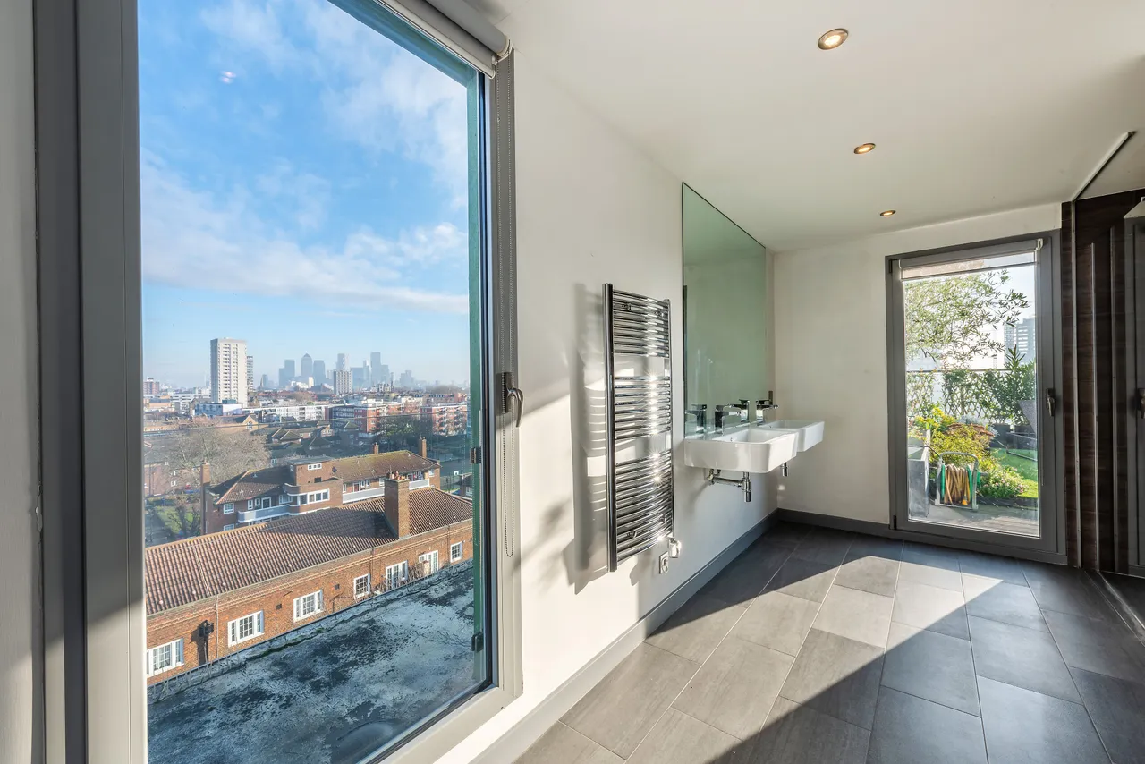 Flat 20 Victoria Mills, 9 Boyd Street, London, photo 3