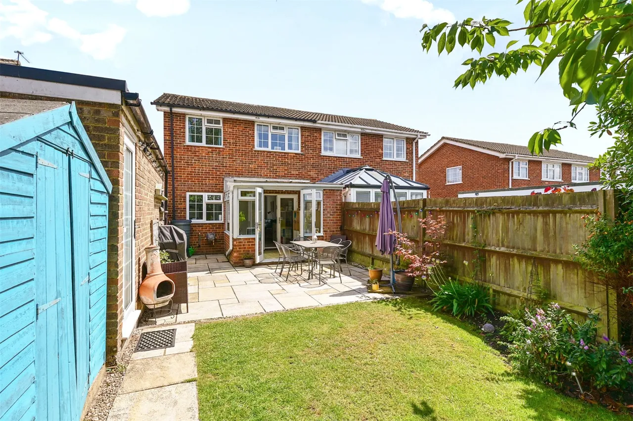 Littlefield Close, Ash, Guildford, Surrey, GU12 6TH, photo 8