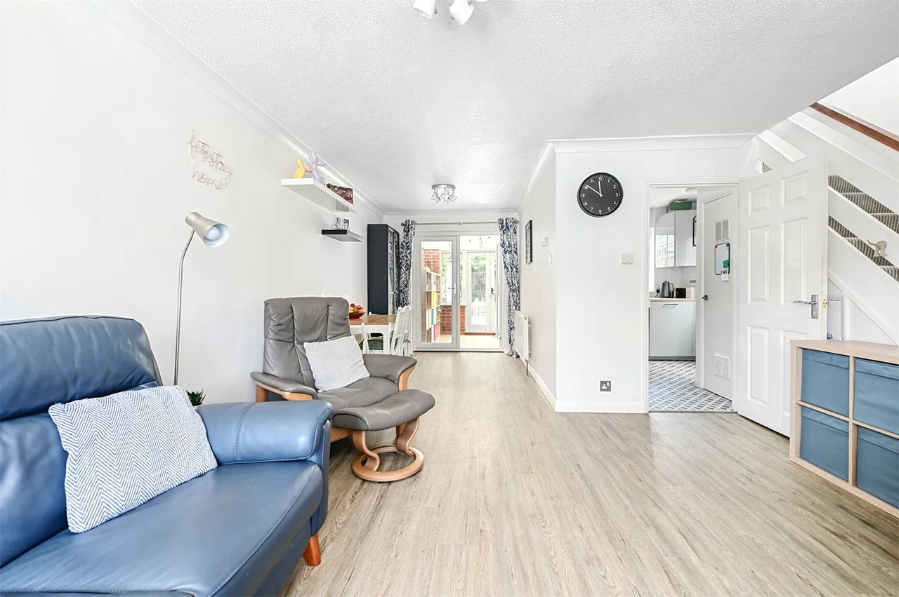 Littlefield Close, Ash, Guildford, Surrey, GU12 6TH, photo 4