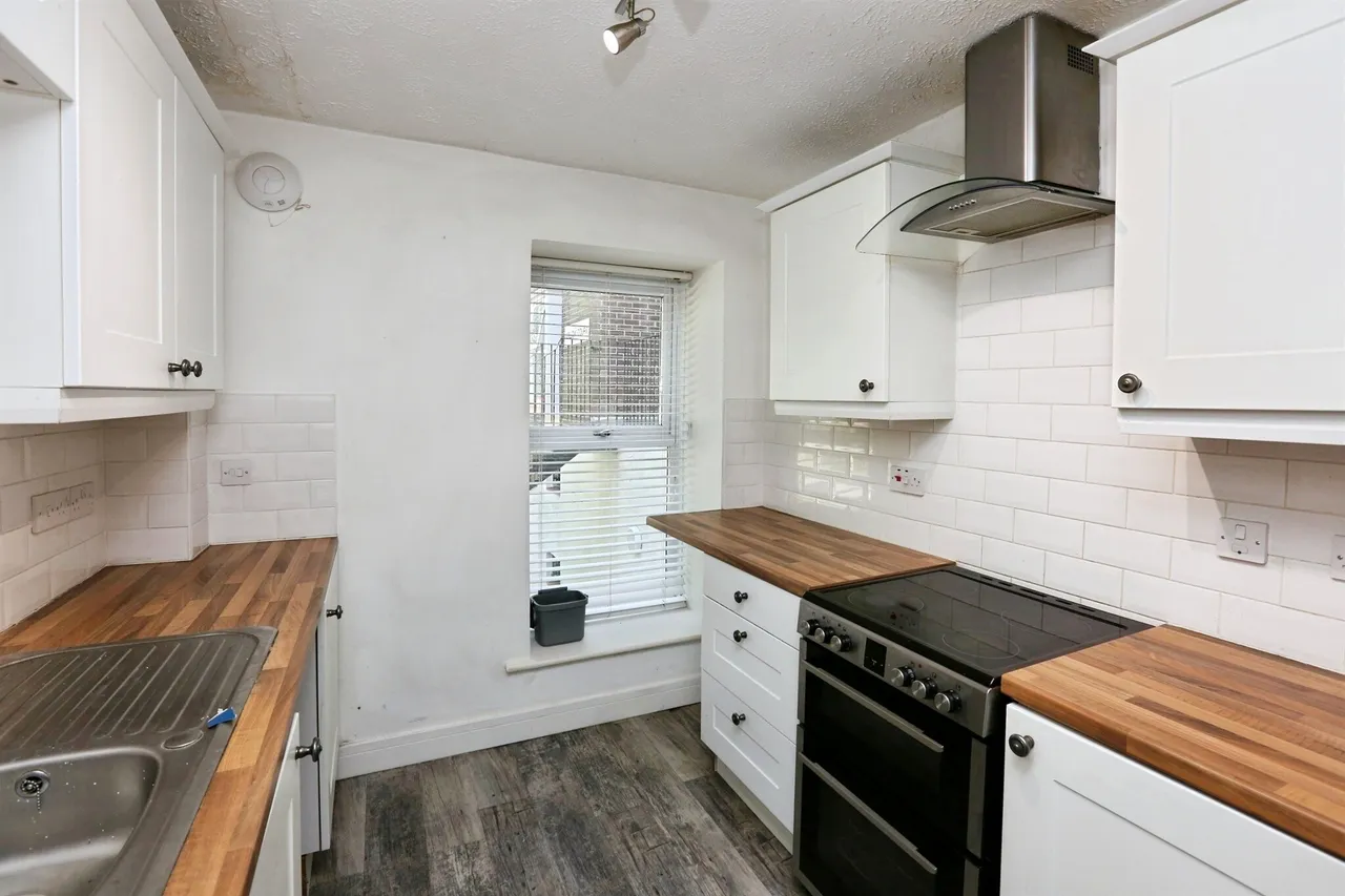 Cleveland Drive, Fareham, photo 7