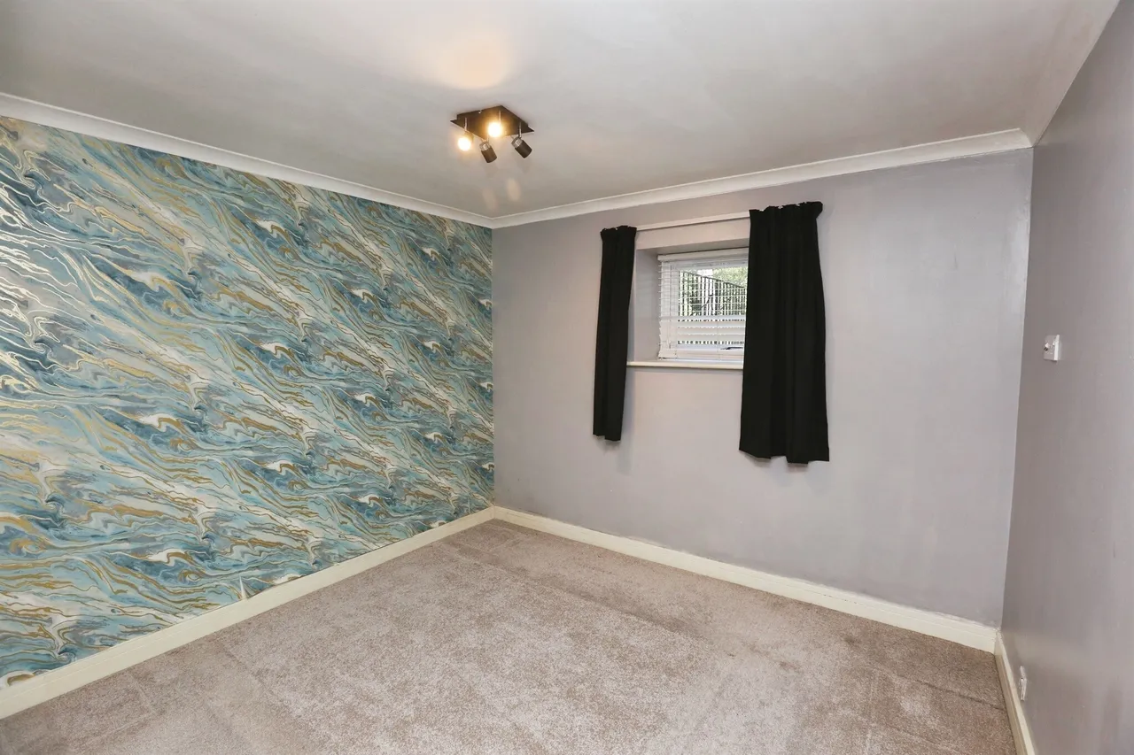 Cleveland Drive, Fareham, photo 11