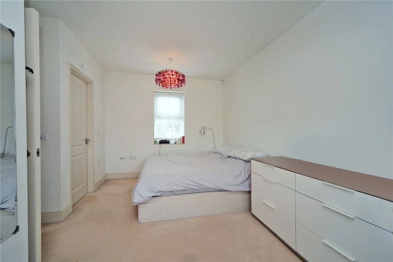 Beaumont Drive, Worcester Park, KT4, photo 5