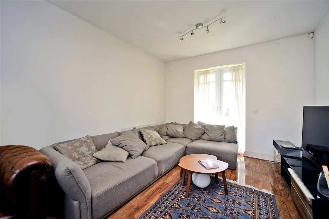 Beaumont Drive, Worcester Park, KT4, photo 7
