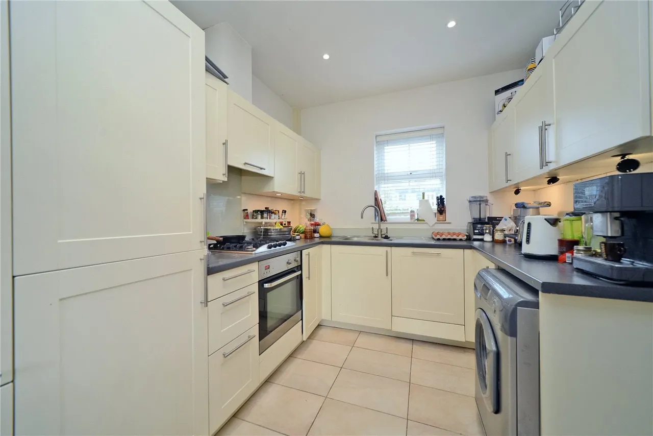 Beaumont Drive, Worcester Park, KT4, photo 9