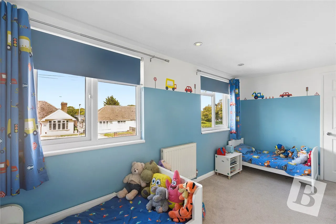 Laburnum Avenue, Wickford, SS12, photo 10