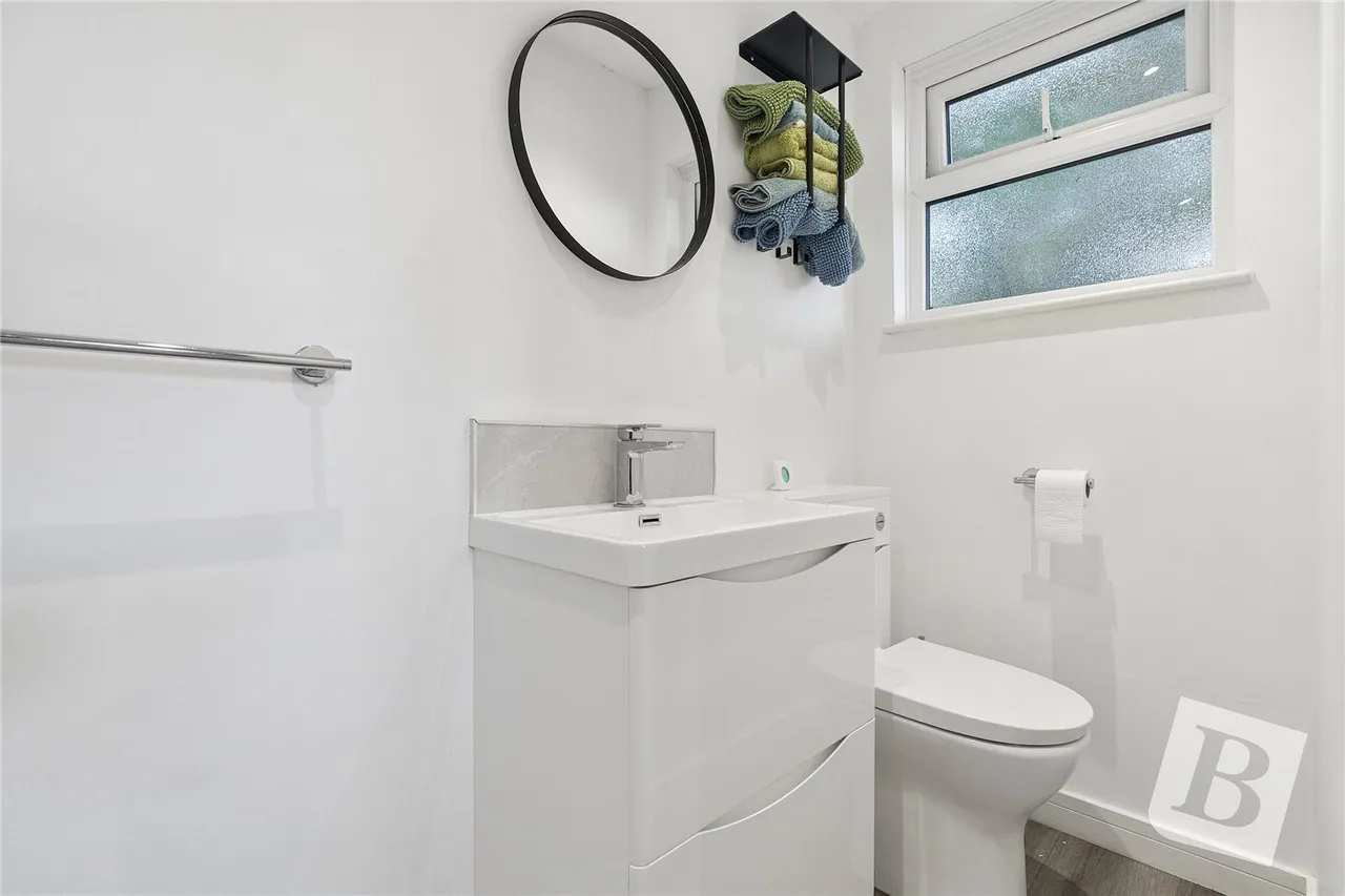 Laburnum Avenue, Wickford, SS12, photo 17