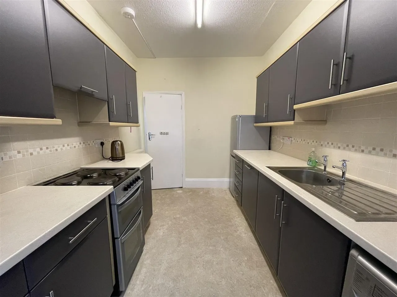 Weydale Avenue, Scarborough YO12 6AH, photo 2