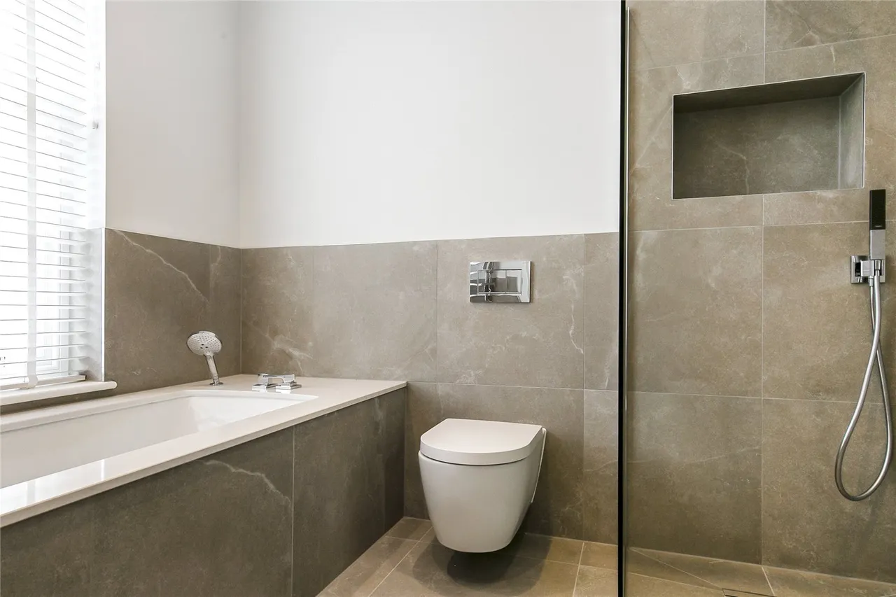 Totteridge Village, London, N20 8AE, photo 9