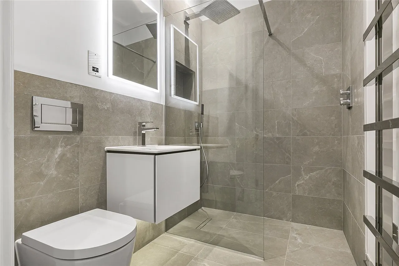 Totteridge Village, London, N20 8AE, photo 14
