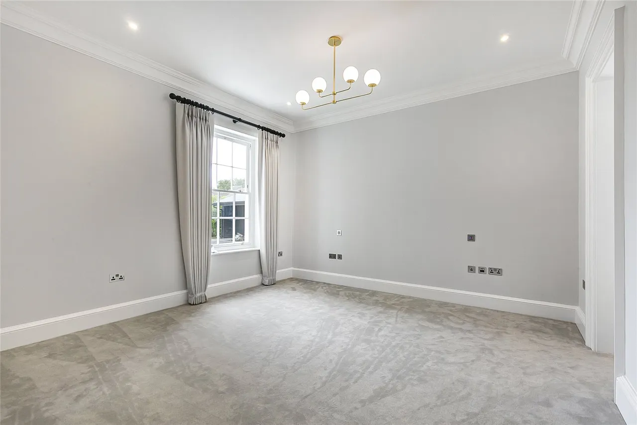 Totteridge Village, London, N20 8AE, photo 12