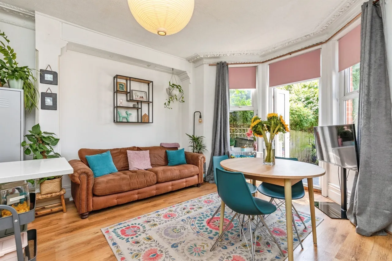 Ashburnham Road, Hastings, photo 6