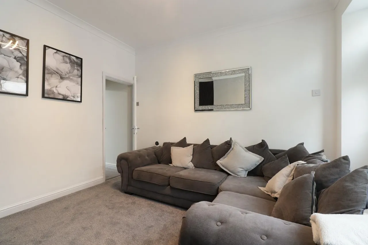 Medlock Road, Handsworth, Sheffield, photo 4