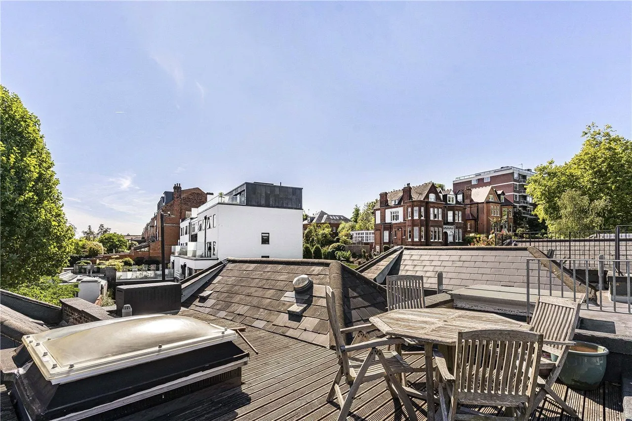 Wolseley Road, London, N8, photo 36