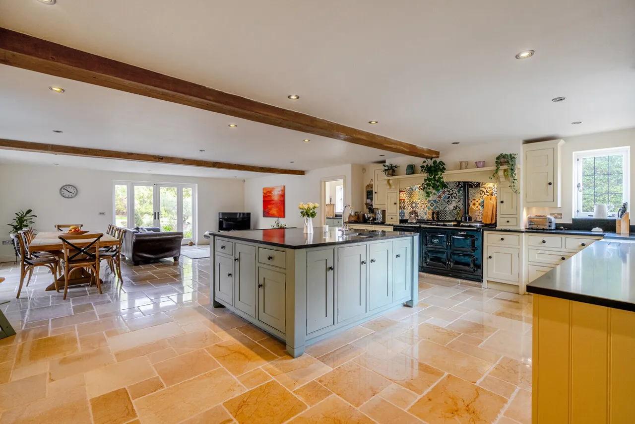 New Mill Lane, Eversley, RG27, photo 2