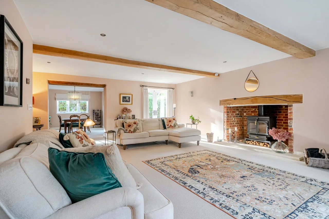 New Mill Lane, Eversley, RG27, photo 3