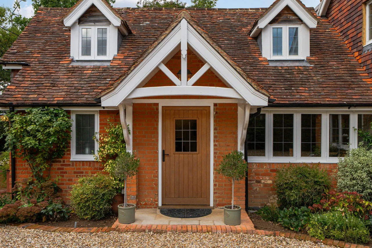 New Mill Lane, Eversley, RG27, photo 31