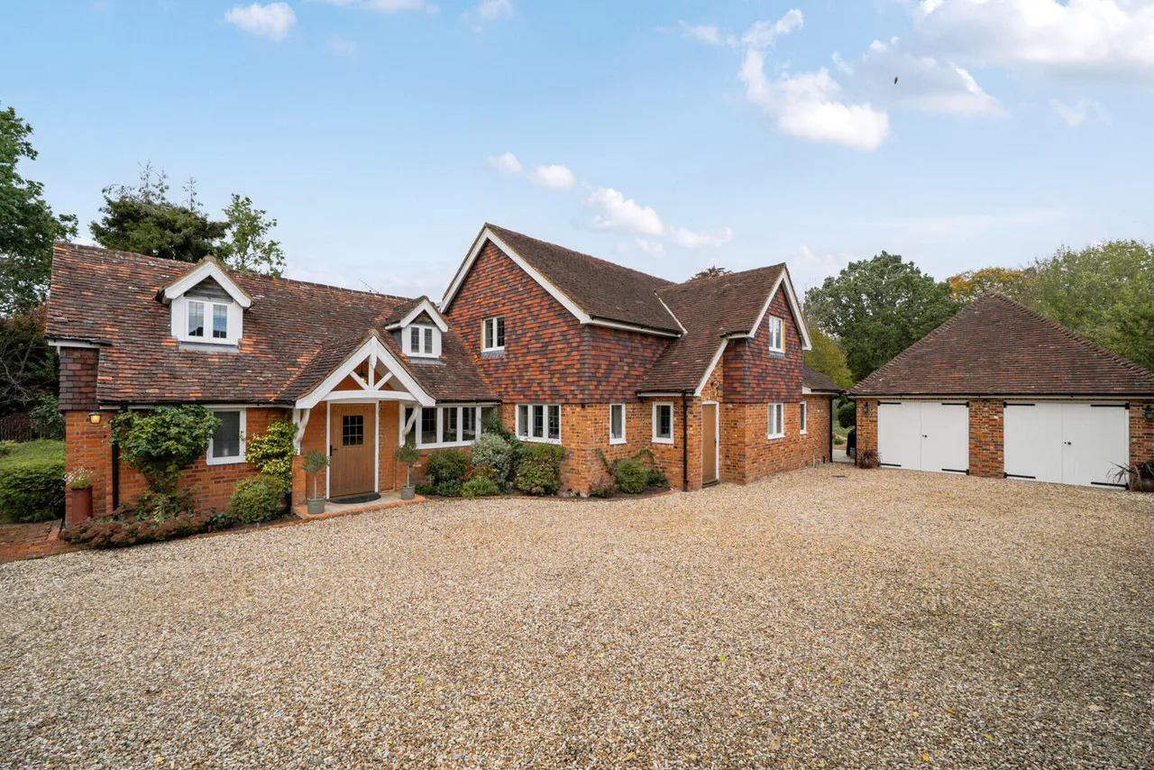 New Mill Lane, Eversley, RG27, photo 44