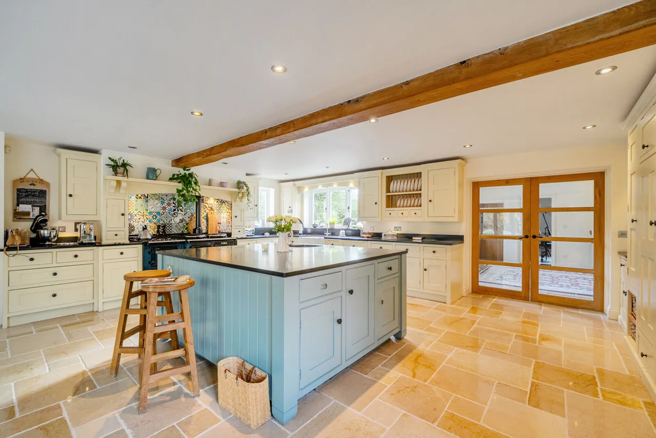 New Mill Lane, Eversley, RG27, photo 12