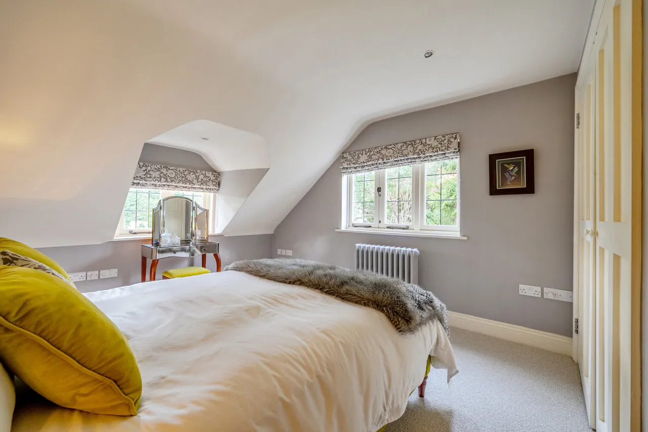 New Mill Lane, Eversley, RG27, photo 20