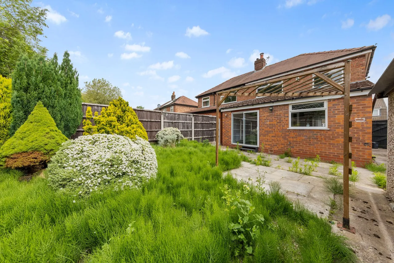 Dam Lane, Woolston, Warrington, Warrington, WA1 4ET, photo 15