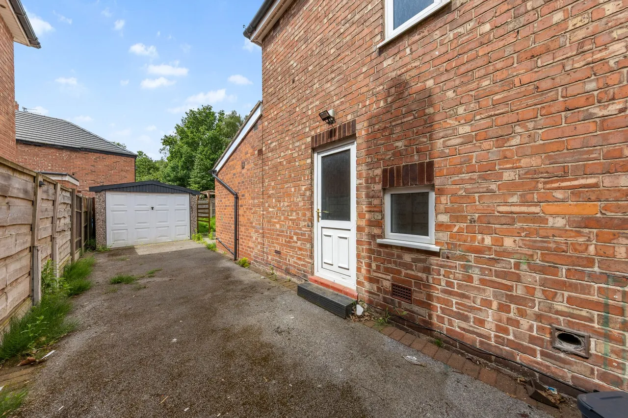Dam Lane, Woolston, Warrington, Warrington, WA1 4ET, photo 13