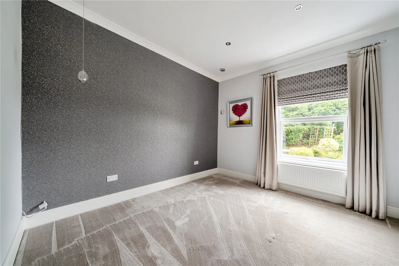 Intake Lane, Rodley, LS13, photo 12