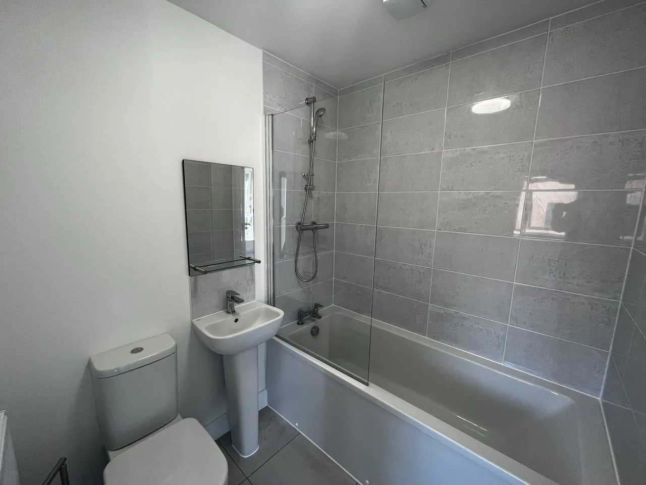 Copper Beech Court, LS16, photo 10
