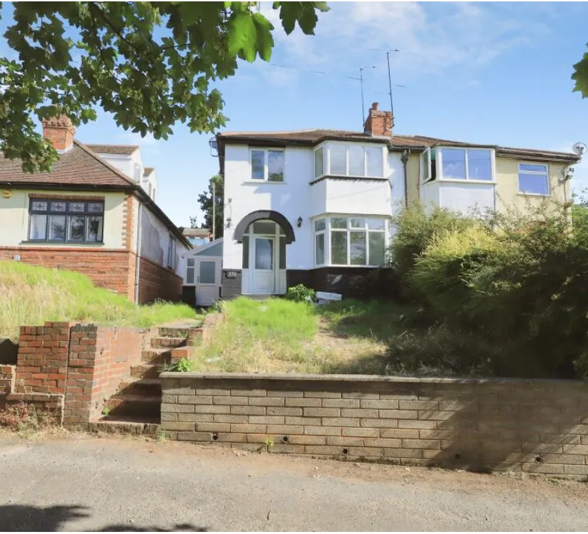 3 bed house to rent — Stourbridge Road , DY10