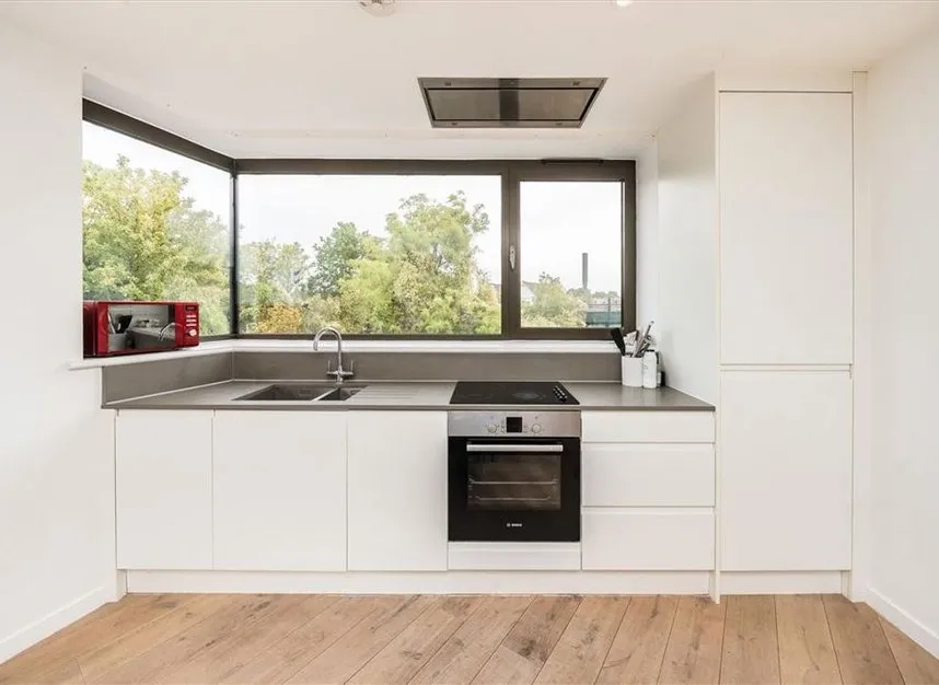 Vicarage Road, Hampton Wick, KT1, photo 3