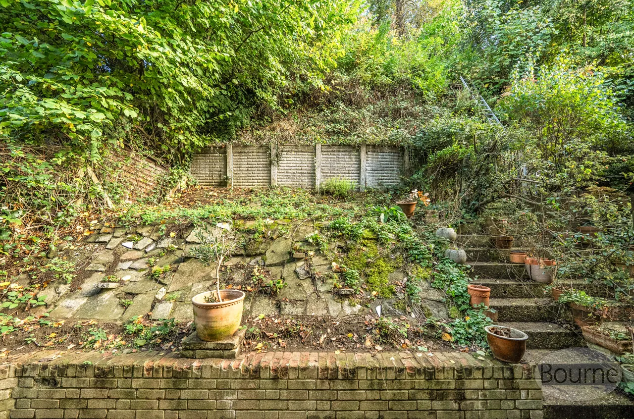 Valley View, Godalming, GU7, photo 16