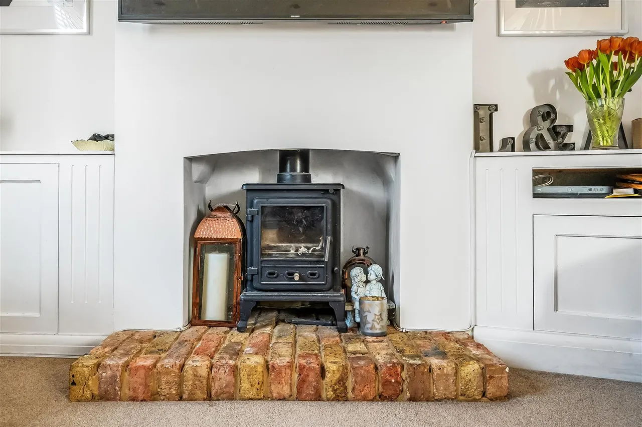 Kingston Road, Leatherhead, KT22, photo 9
