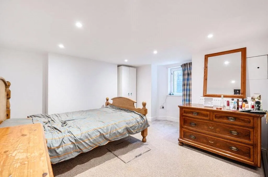 Sandfield Terrace, Guildford, GU1, photo 11