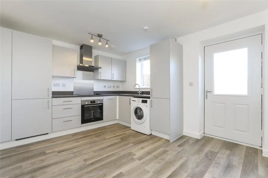 Brome Close, Harpole, NN7, photo 2